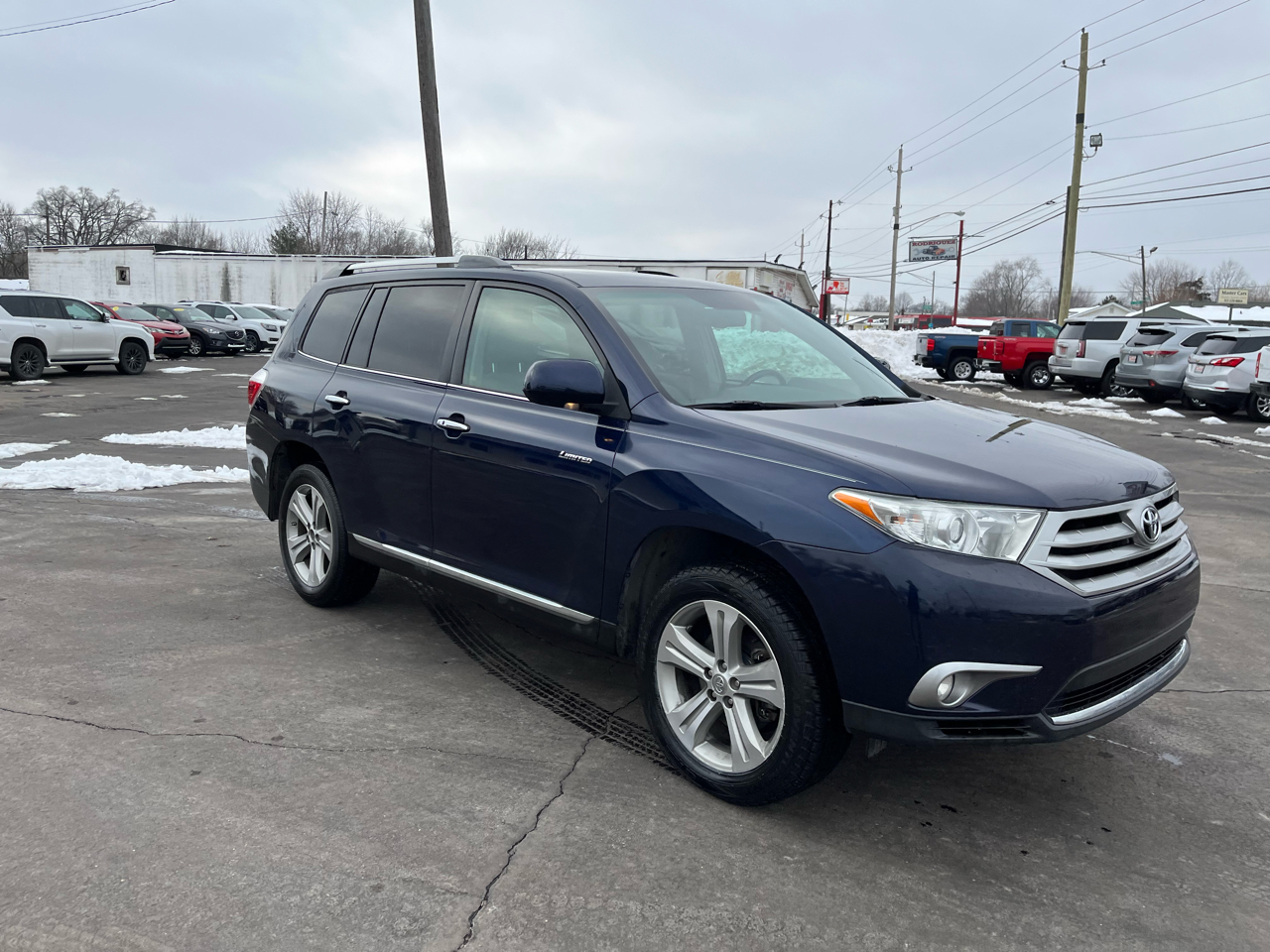 Toyota Highlander Limited 2WD 2013