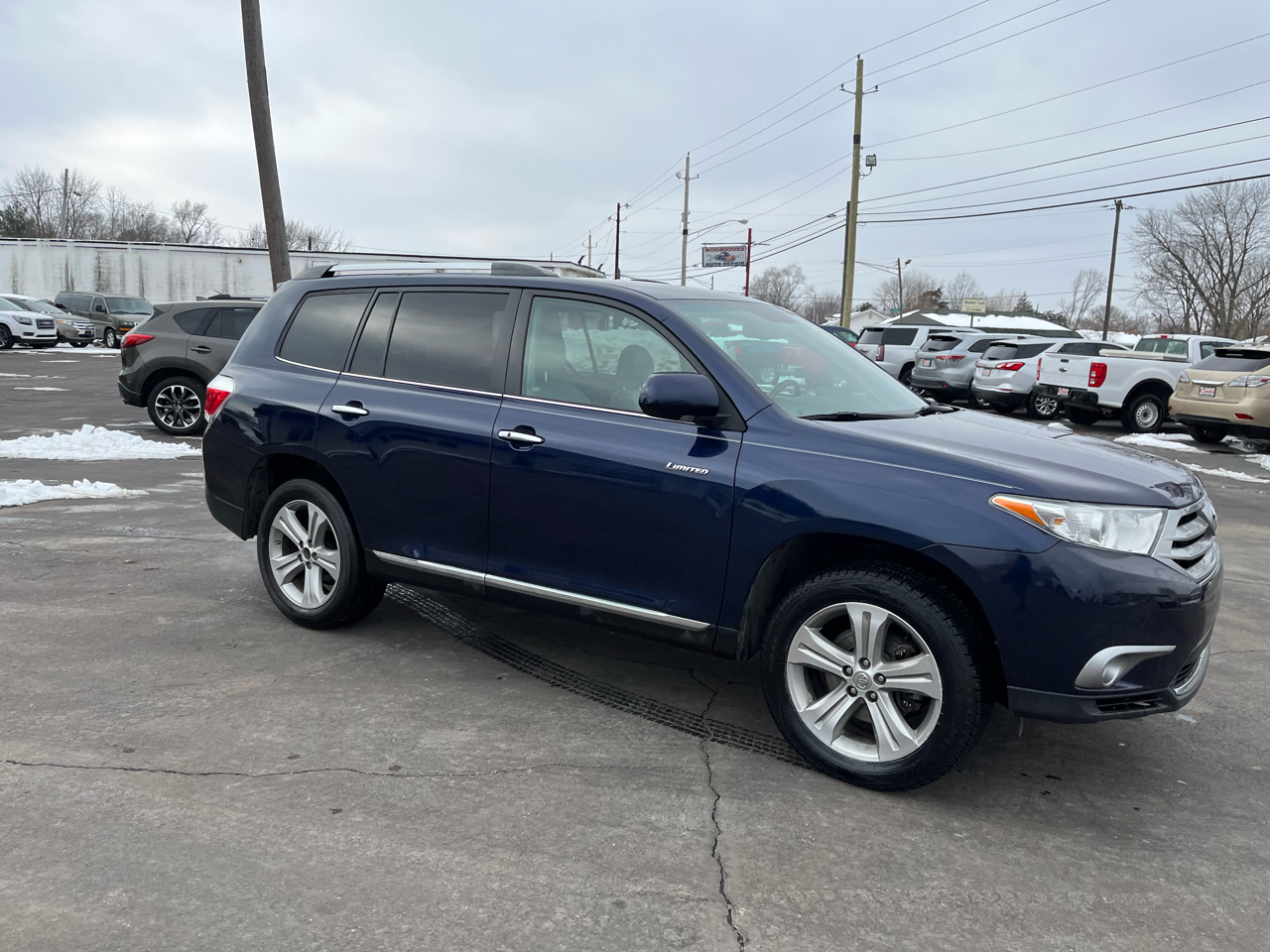 Toyota Highlander Limited 2WD 2013
