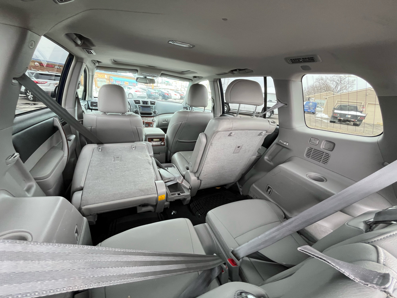 Toyota Highlander Limited 2WD 2013