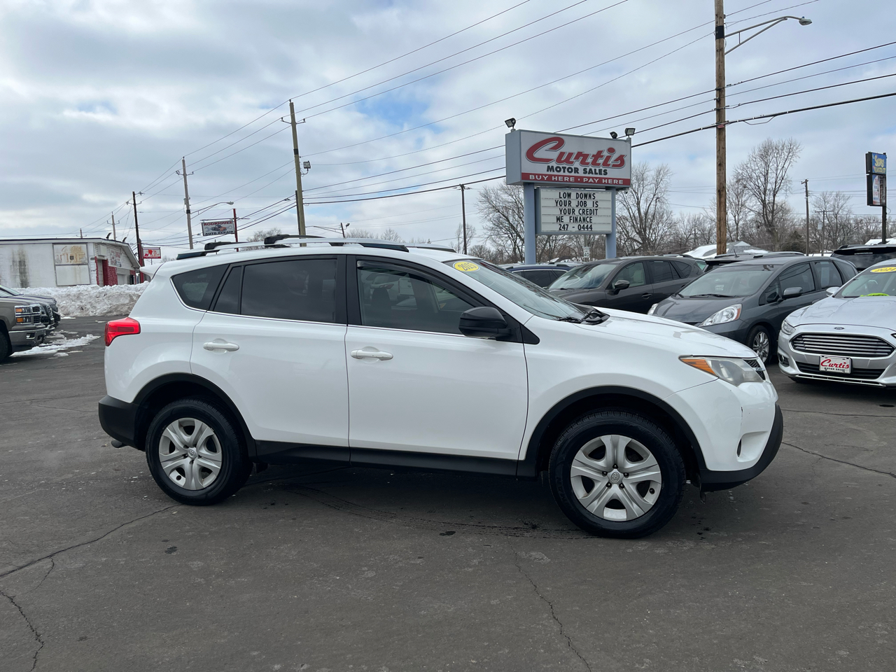 Toyota RAV4 LE FWD 2015