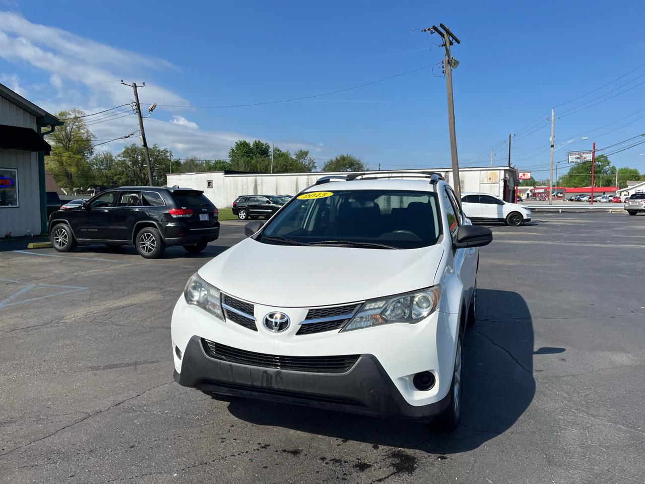Toyota RAV4 LE FWD 2015