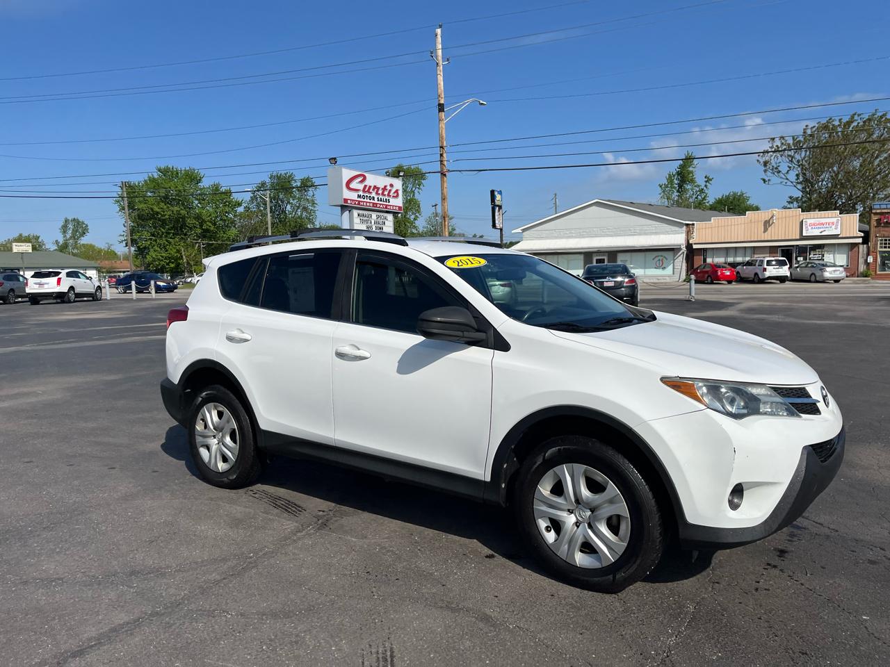 Toyota RAV4 LE FWD 2015
