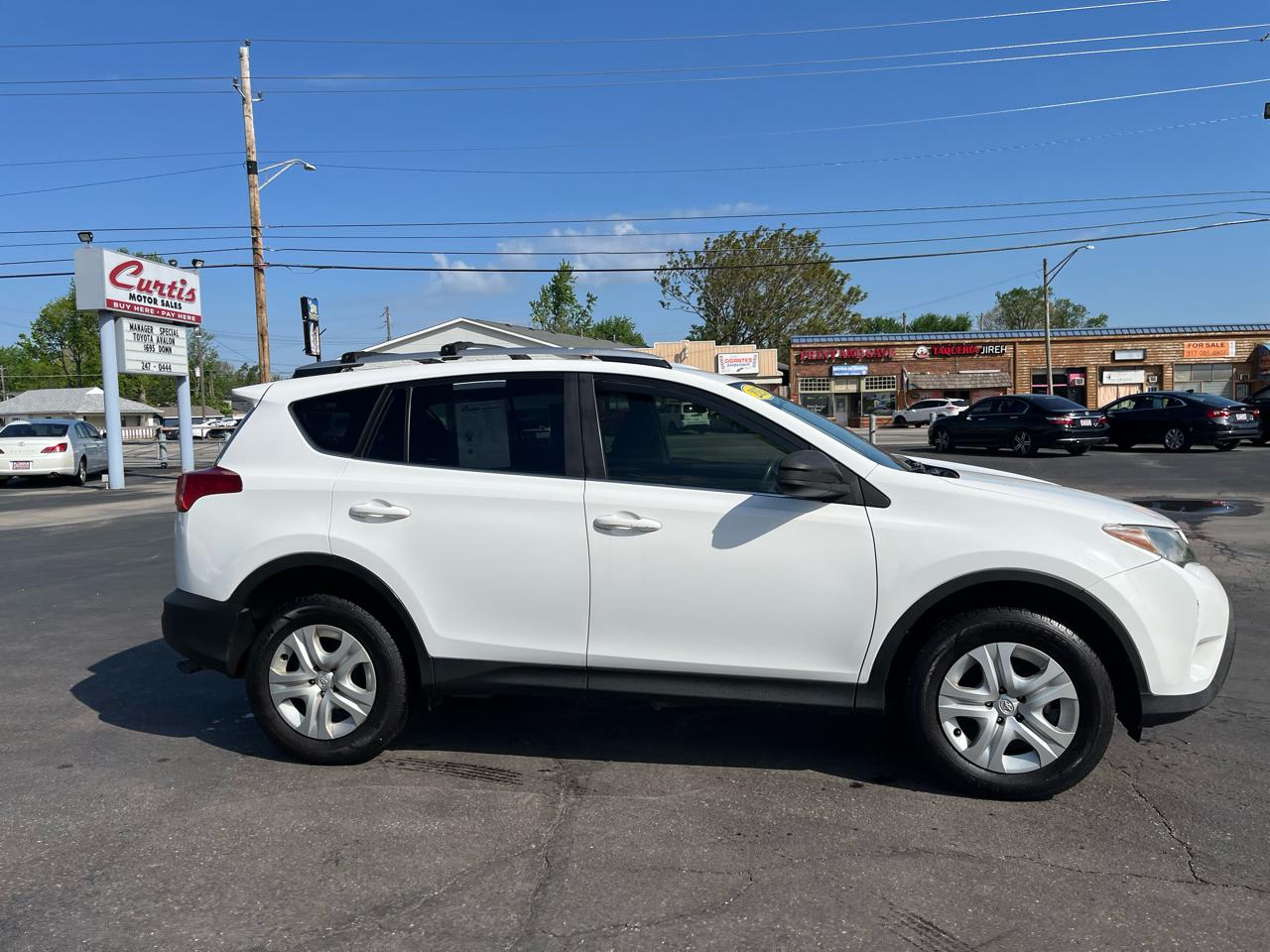 Toyota RAV4 LE FWD 2015
