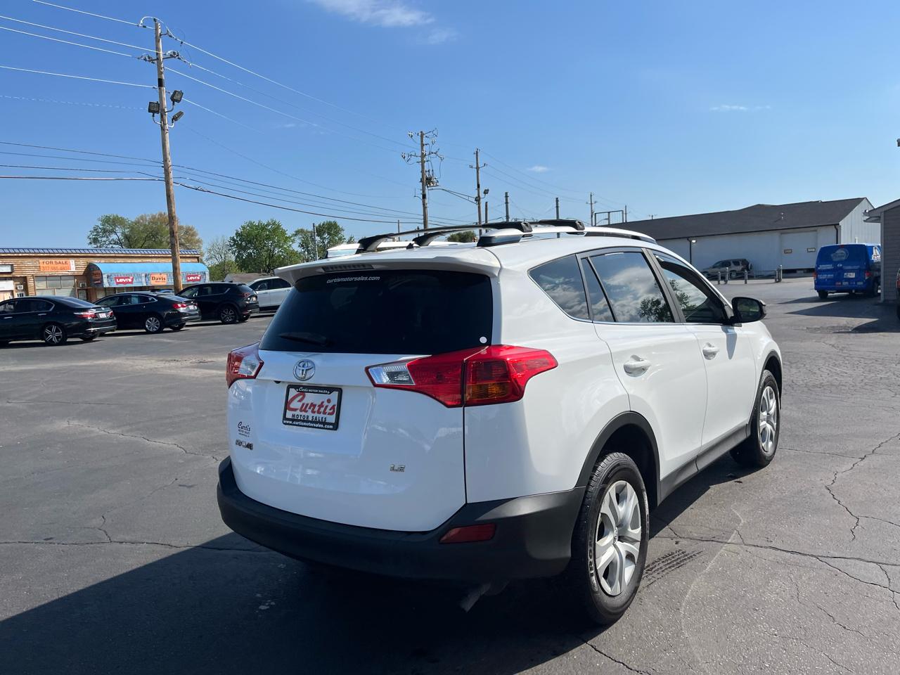 Toyota RAV4 LE FWD 2015