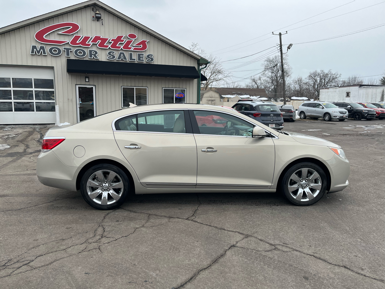 Buick LaCrosse CXS 2011