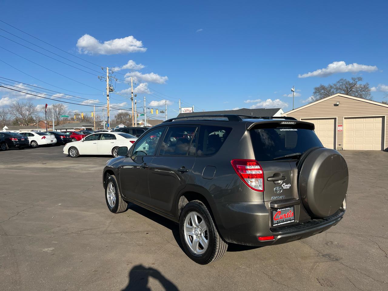 Toyota RAV4 Base I4 4WD 2011