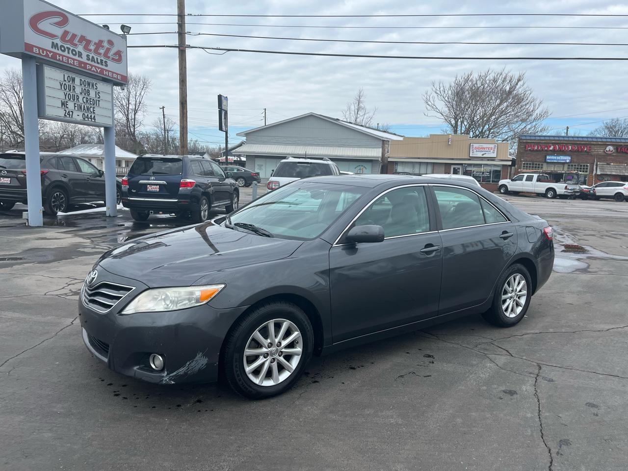 Toyota Camry Base 6-Spd AT 2011