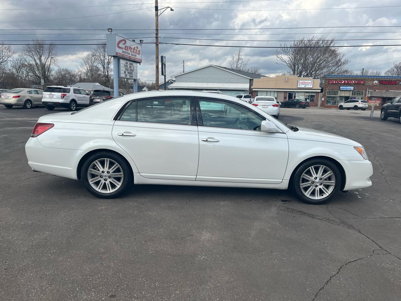 Toyota Avalon XL 2008