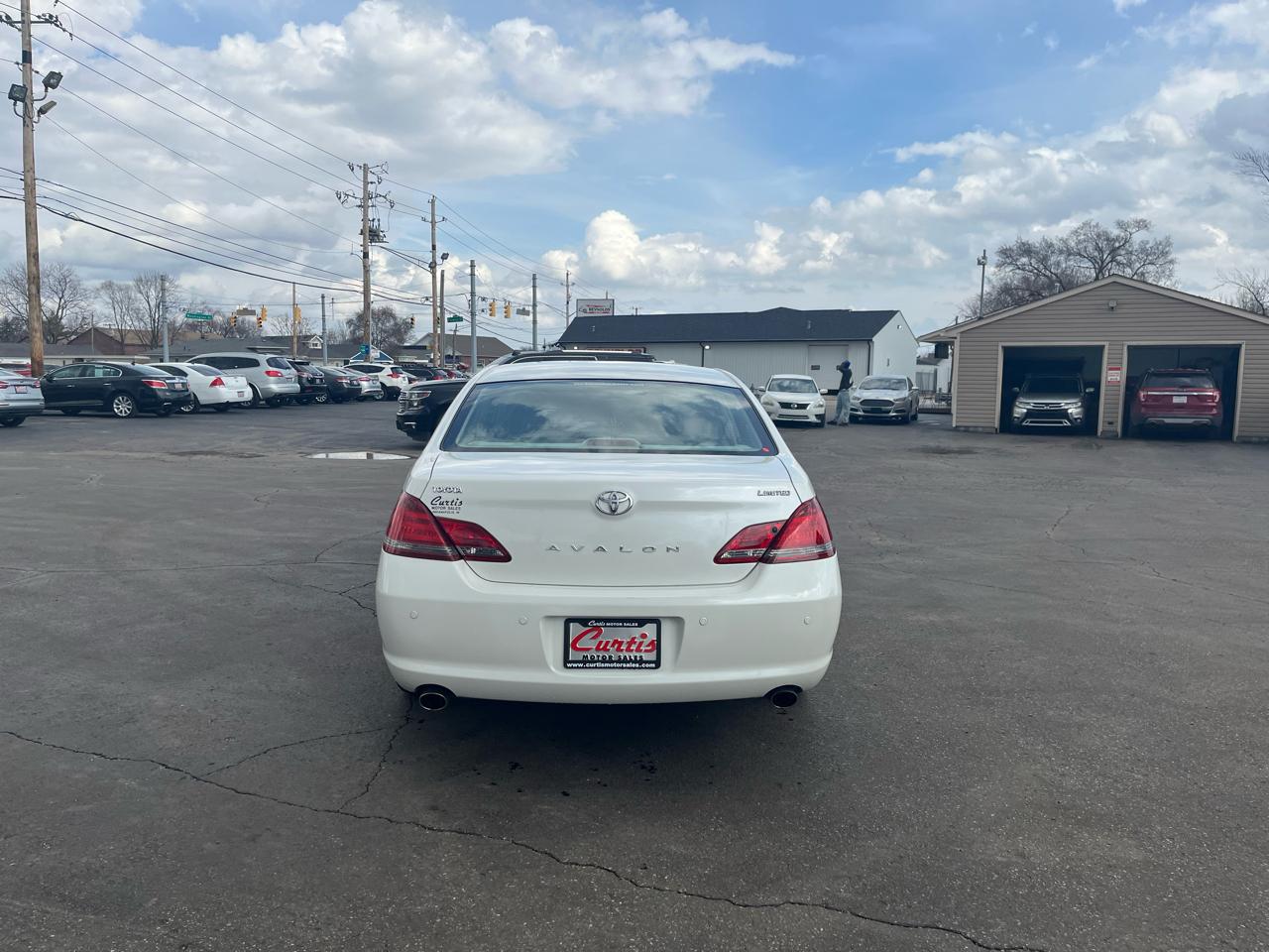 Toyota Avalon XL 2008