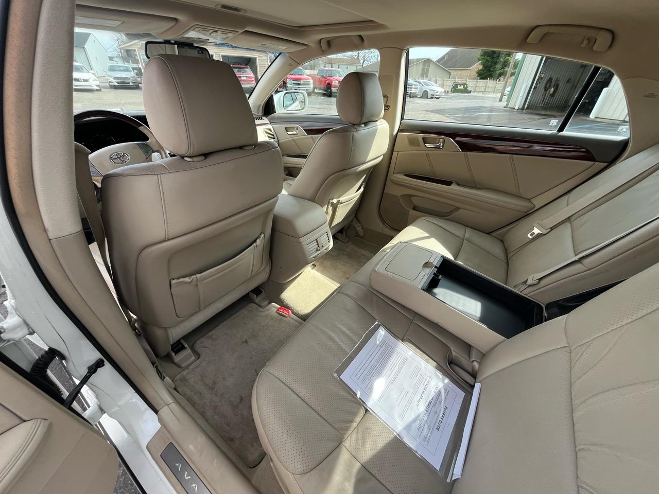 Toyota Avalon XL 2008