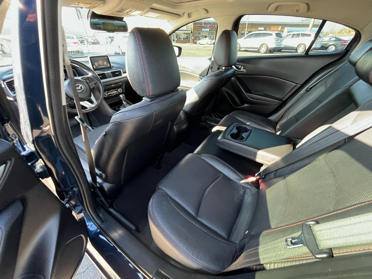 Mazda MAZDA3 s Grand Touring AT 4-Door 2014