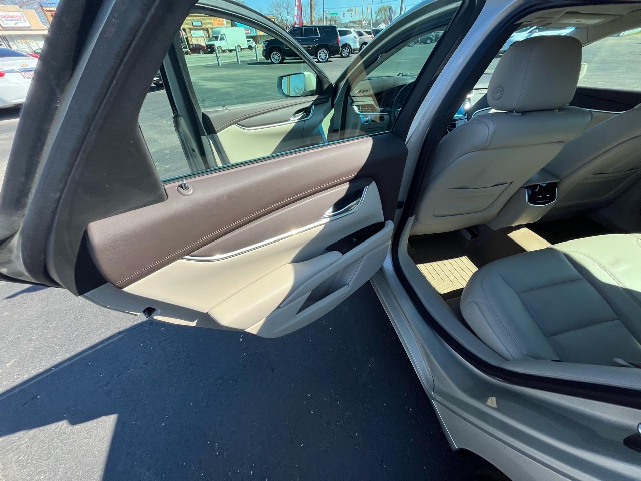 Cadillac XTS Standard FWD 2015