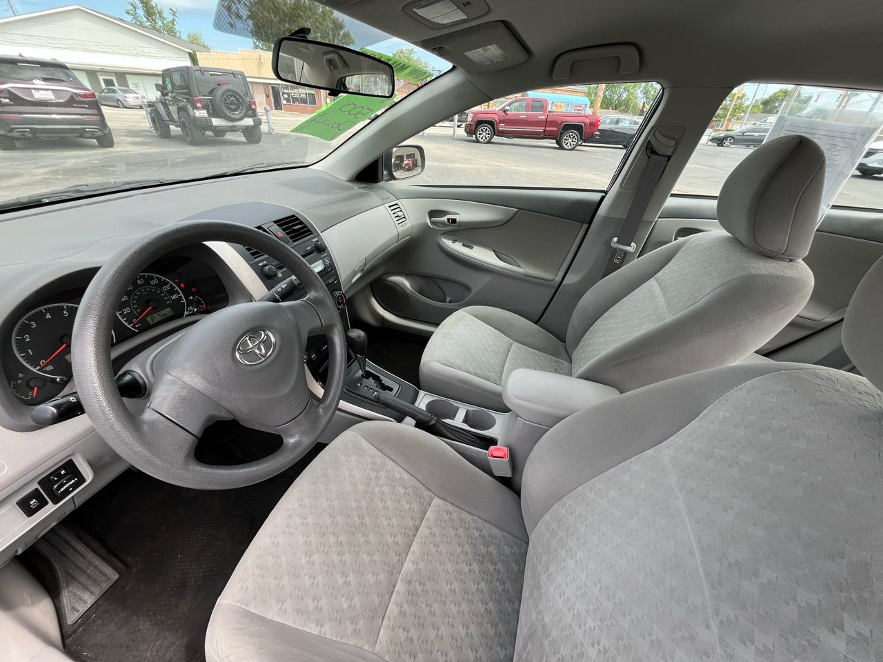 Toyota Corolla S 4-Speed AT 2009