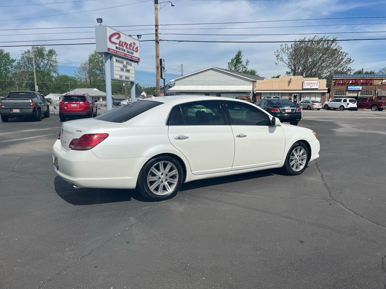 Toyota Avalon Limited 2009