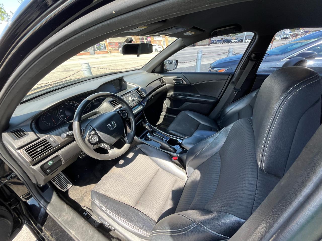 Honda Accord Sport Sedan CVT 2016