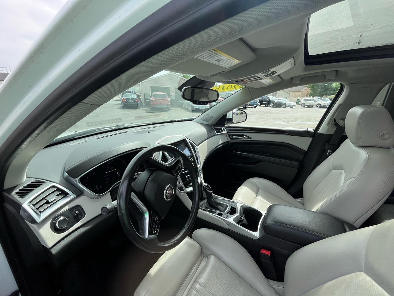 Cadillac SRX Luxury Collection FWD 2015