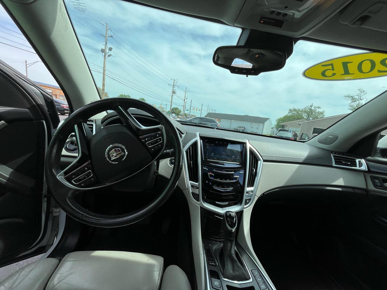 Cadillac SRX Luxury Collection FWD 2015