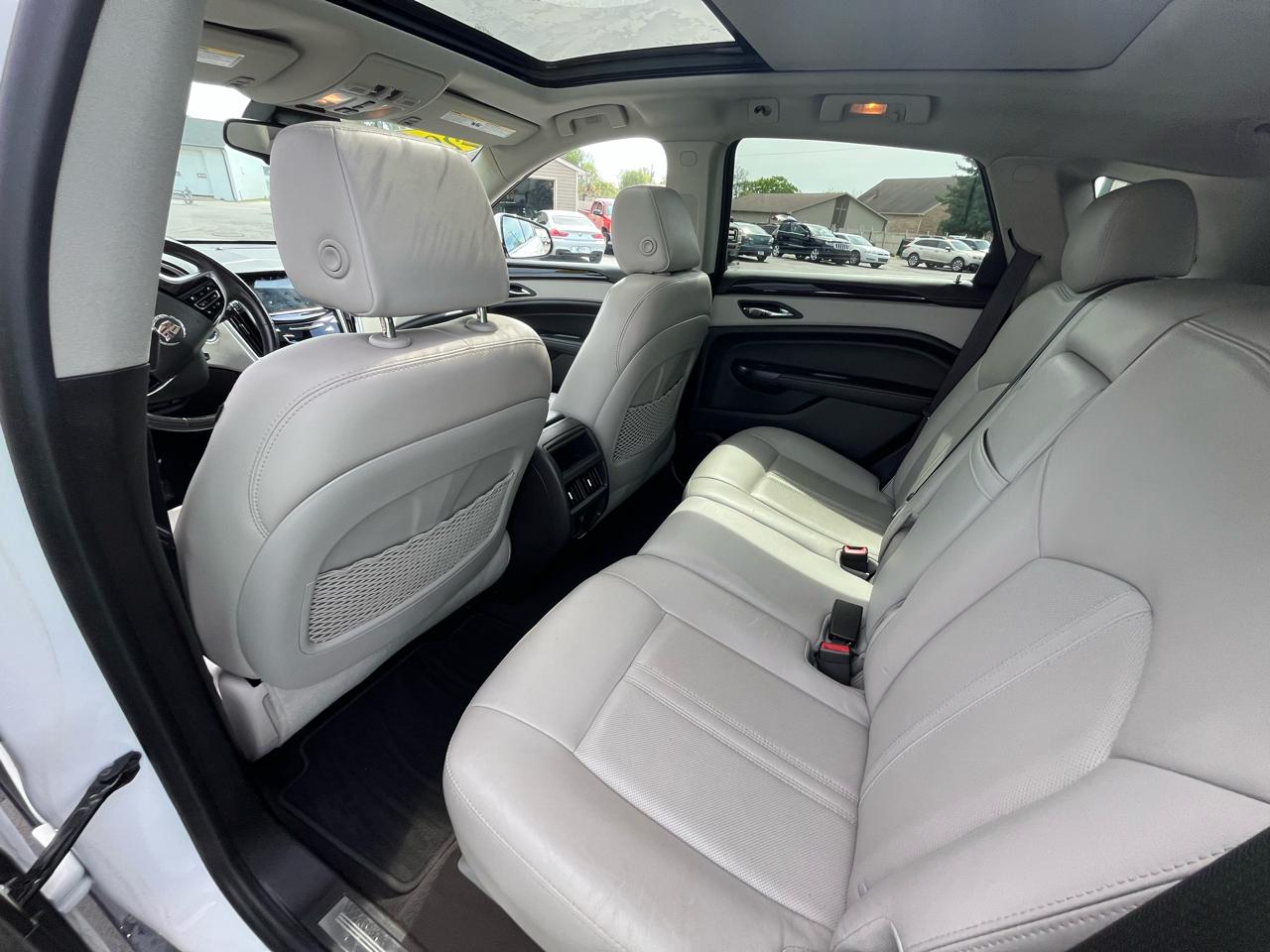 Cadillac SRX Luxury Collection FWD 2015