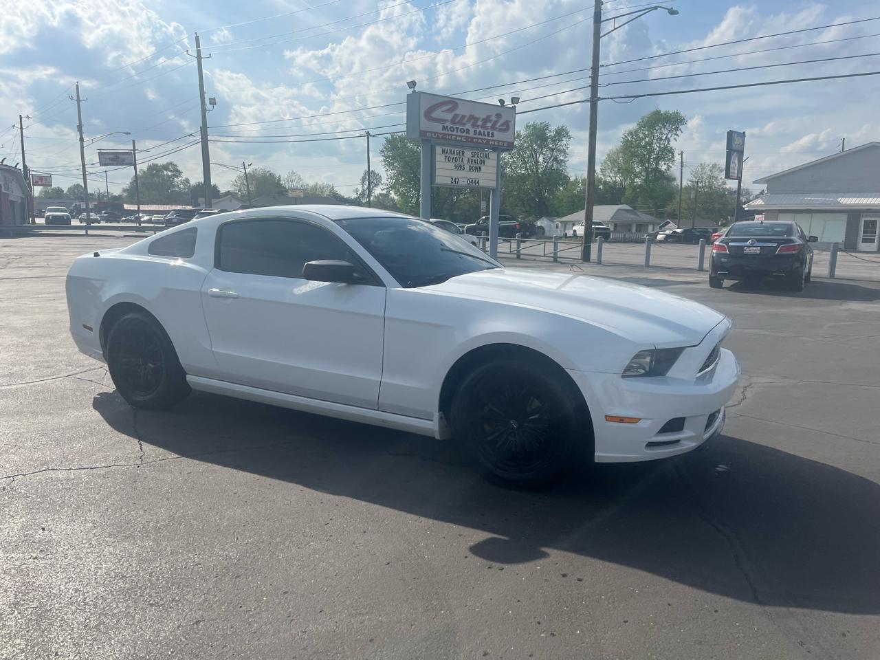 Ford Mustang V6 Coupe 2014