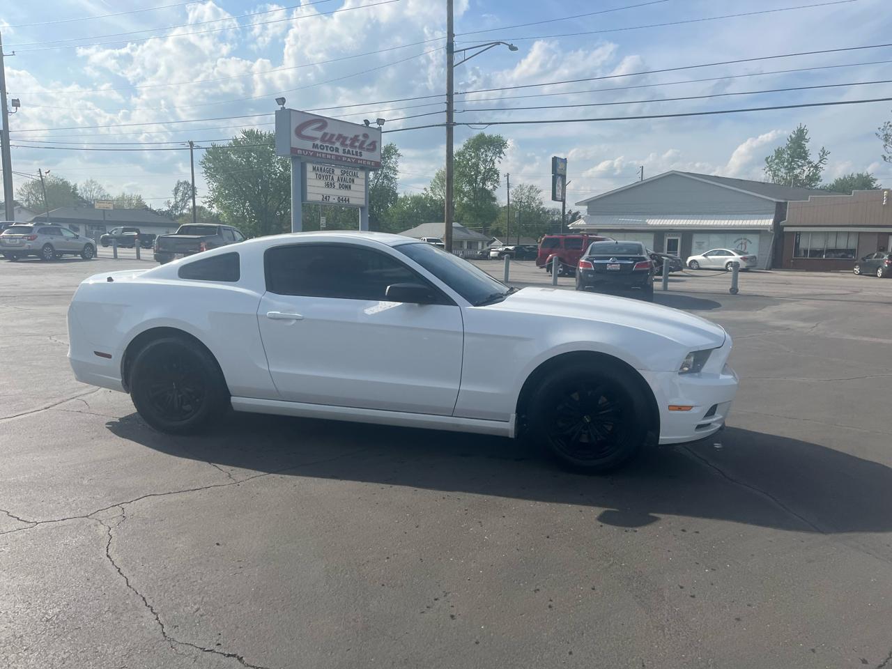 Ford Mustang V6 Coupe 2014