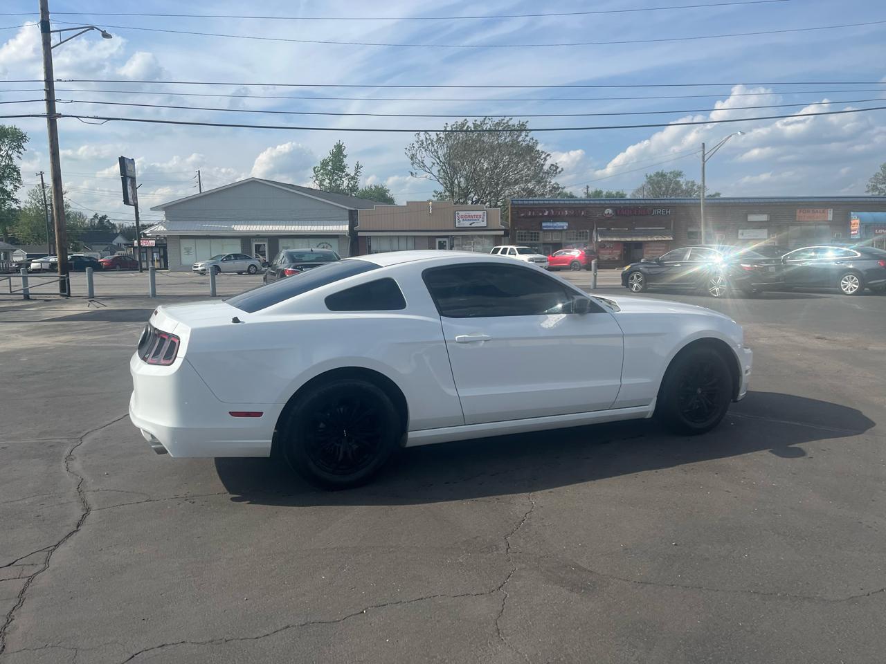 Ford Mustang V6 Coupe 2014