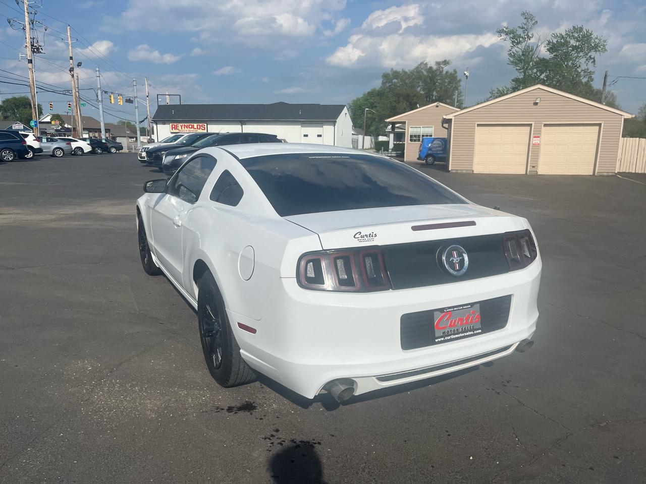 Ford Mustang V6 Coupe 2014