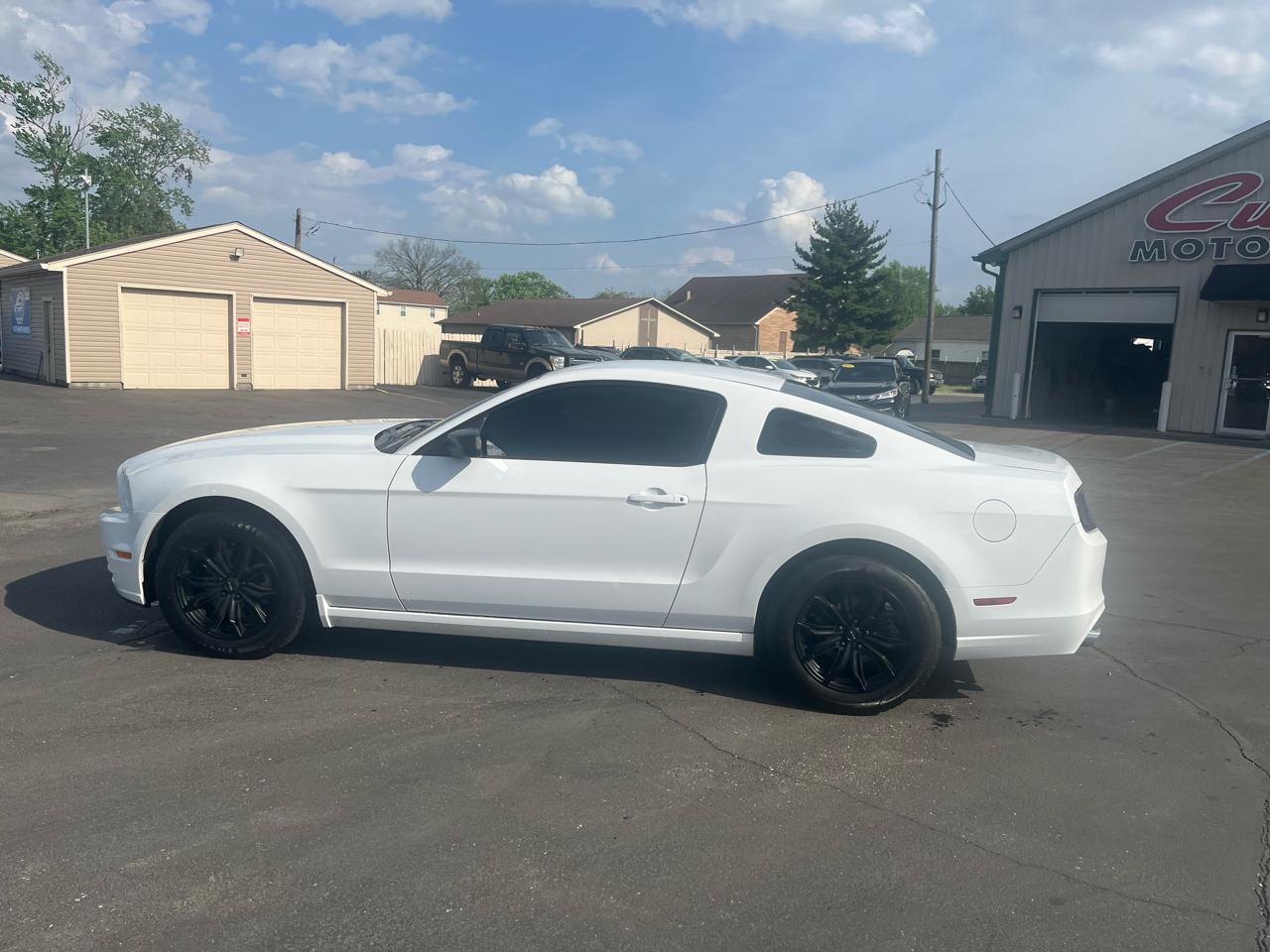 Ford Mustang V6 Coupe 2014