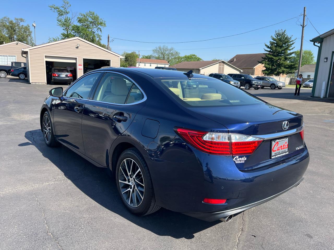 Lexus ES 350 Sedan 2014