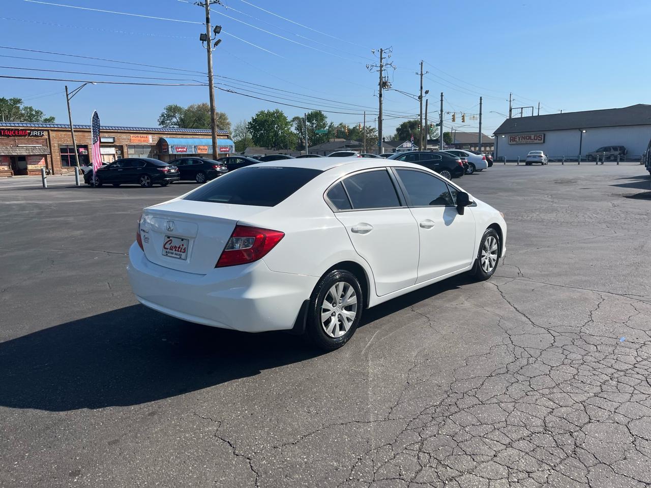 Honda Civic LX Sedan 5-Speed AT 2012