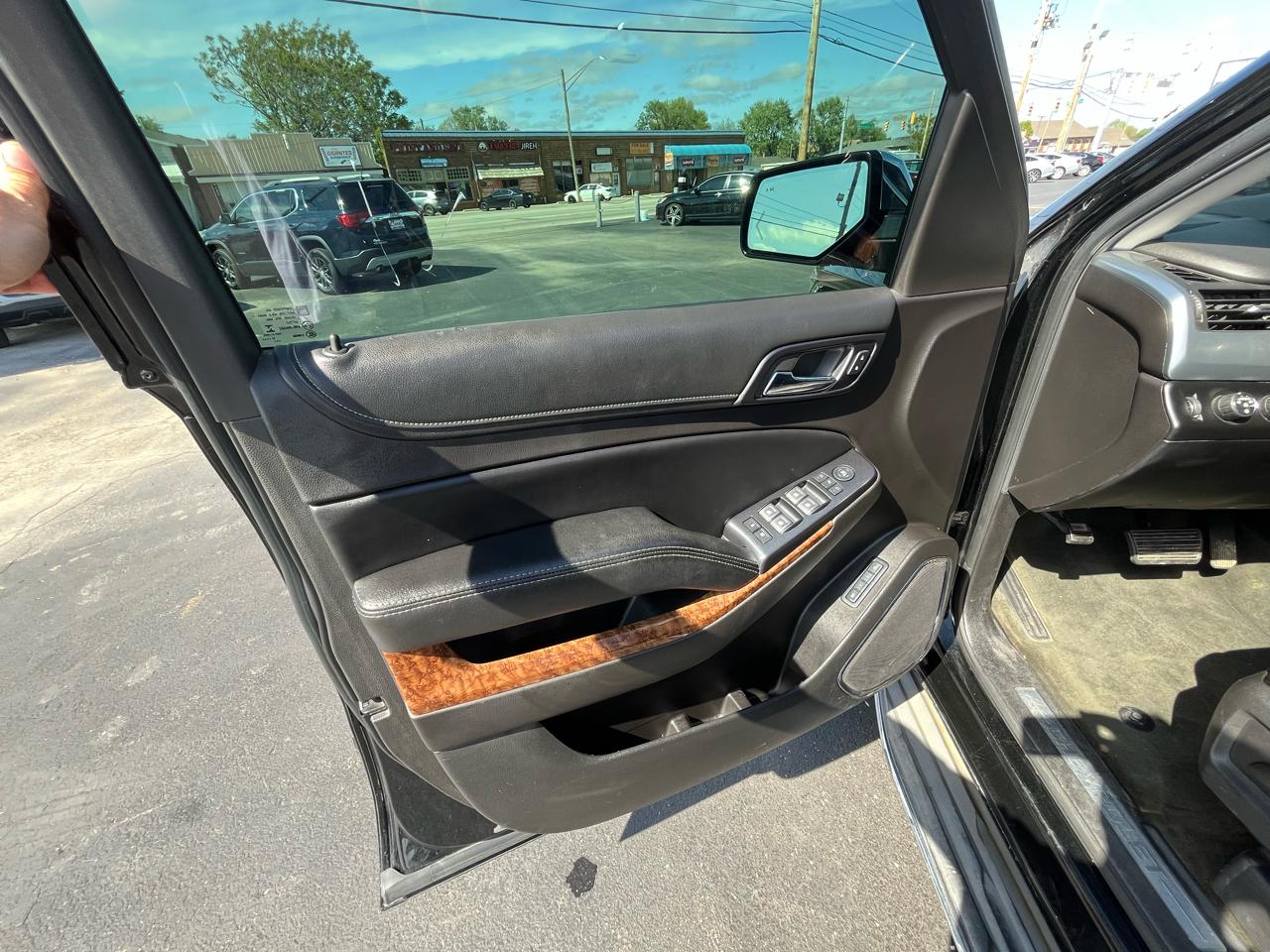 Chevrolet Tahoe LTZ 4WD 2015