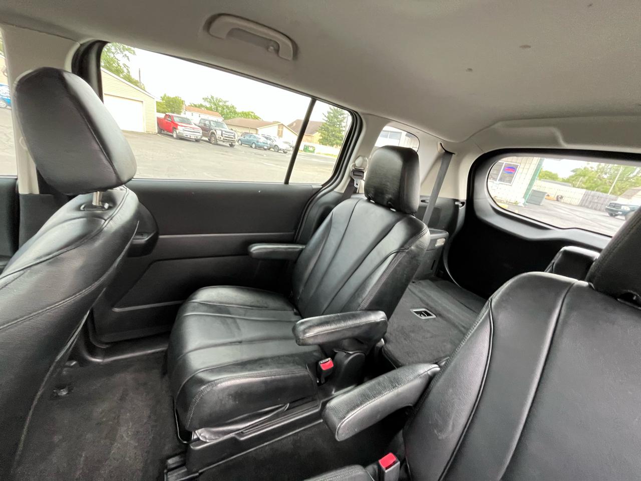 Mazda MAZDA5 Sport AT 2013
