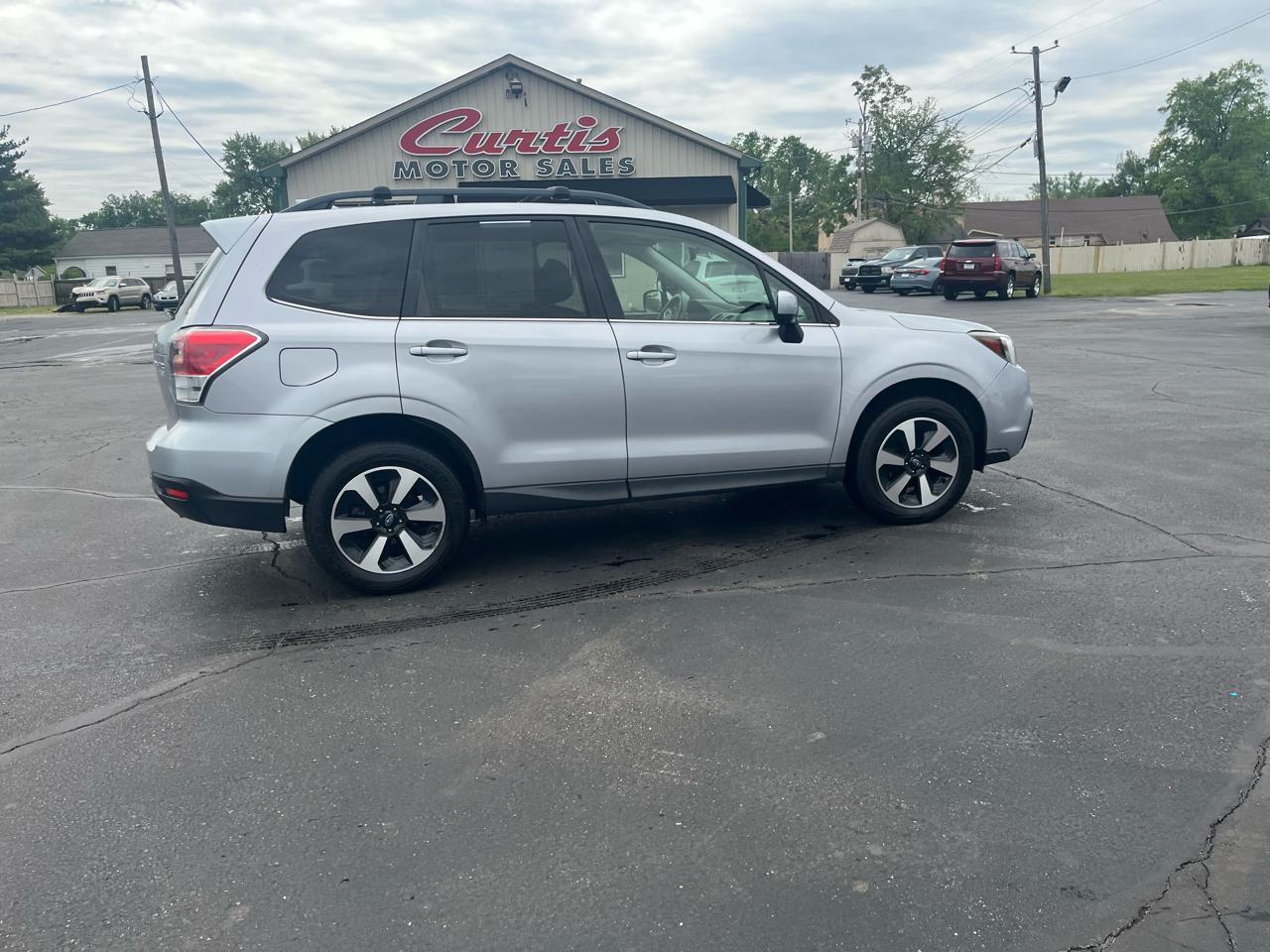 Subaru Forester 2.5i Limited 2017