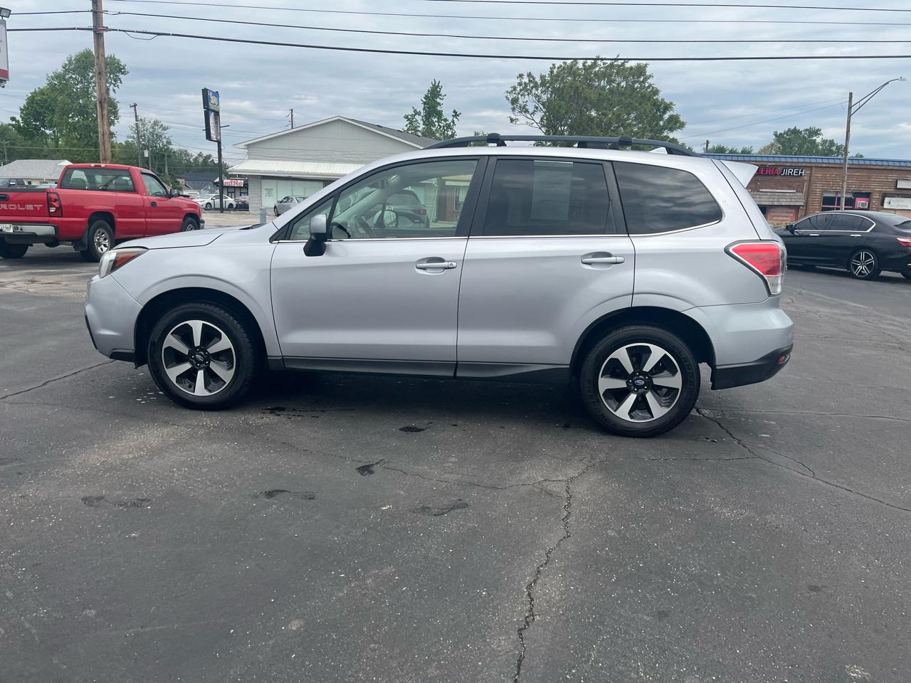 Subaru Forester 2.5i Limited 2017