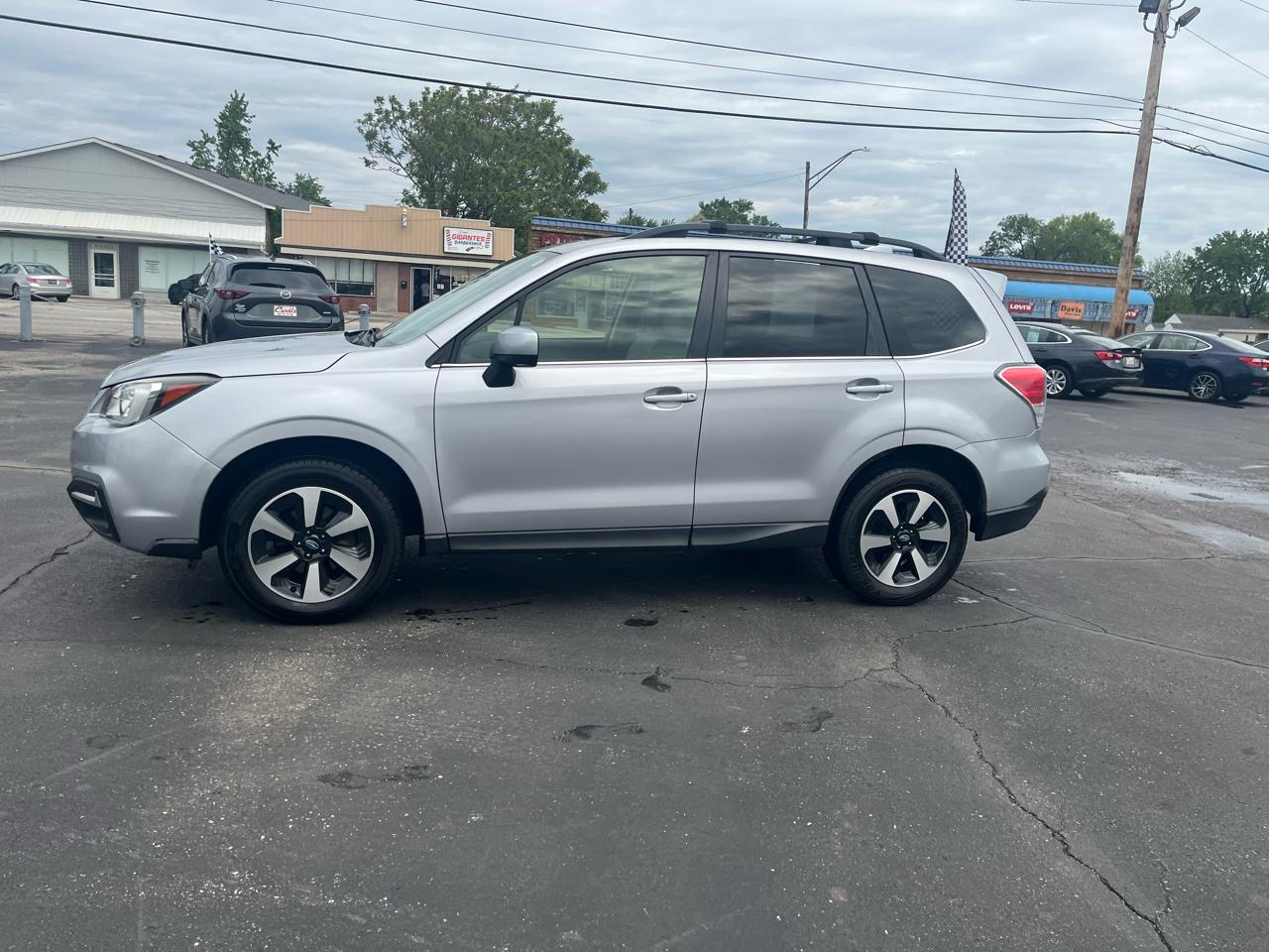 Subaru Forester 2.5i Limited 2017