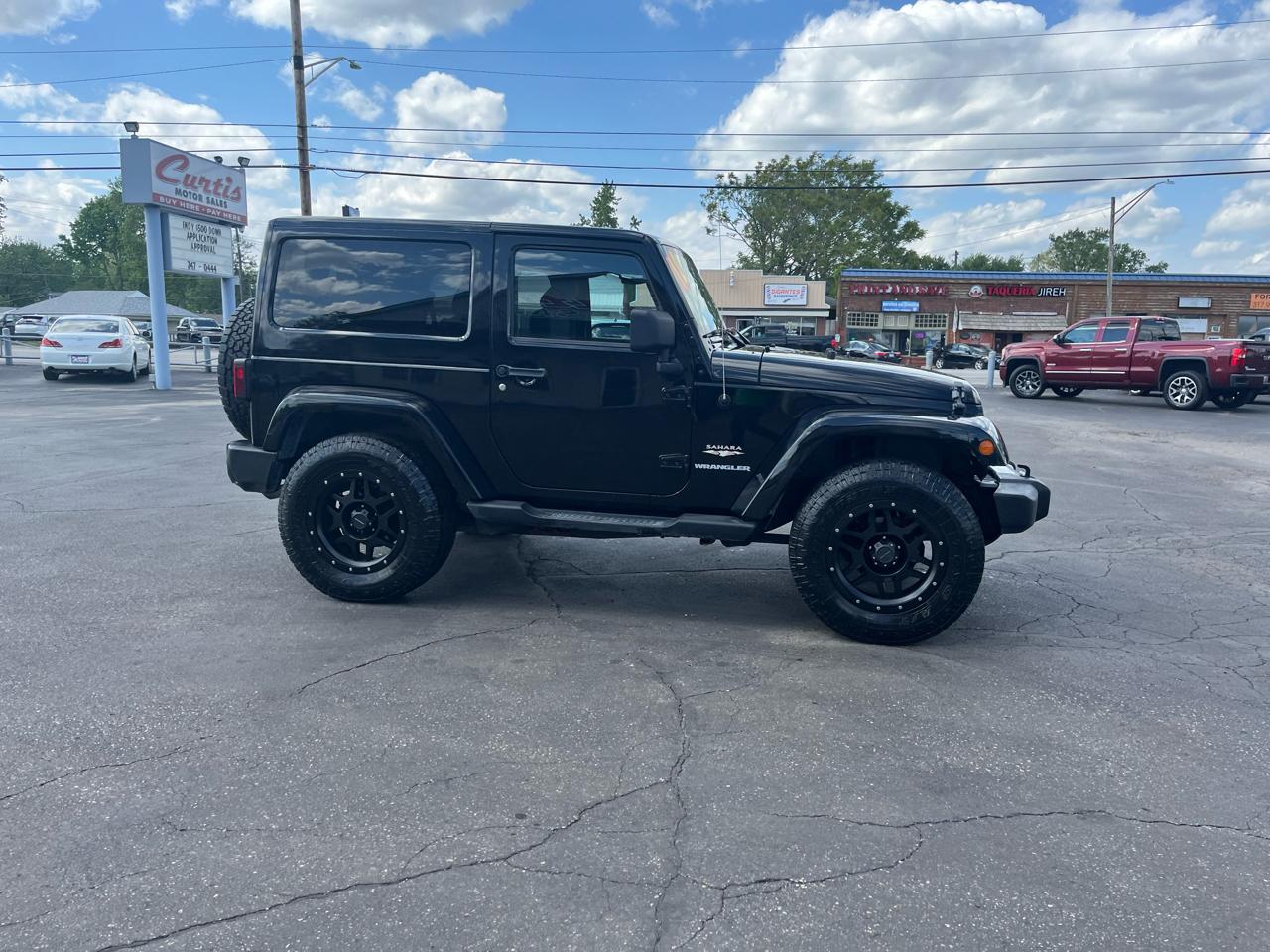 Jeep Wrangler Sahara 4WD 2012