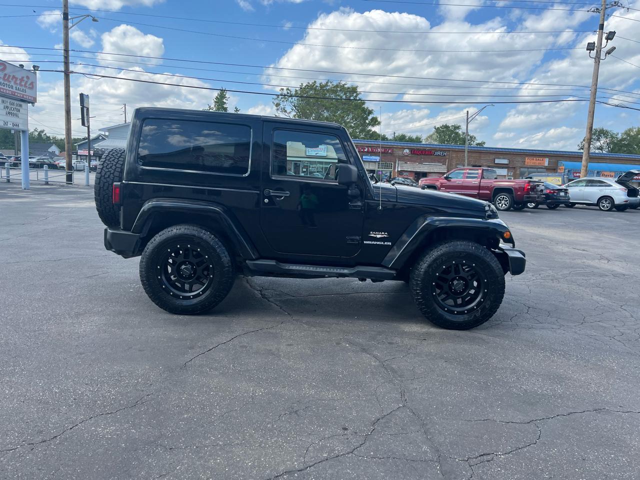 Jeep Wrangler Sahara 4WD 2012