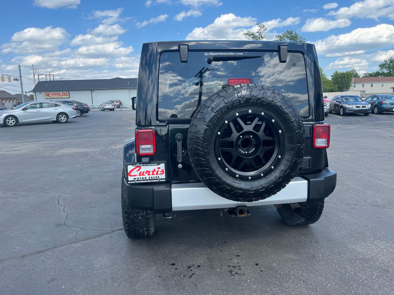 Jeep Wrangler Sahara 4WD 2012