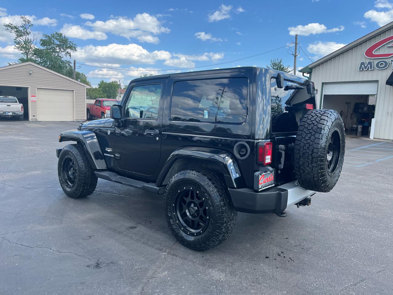 Jeep Wrangler Sahara 4WD 2012
