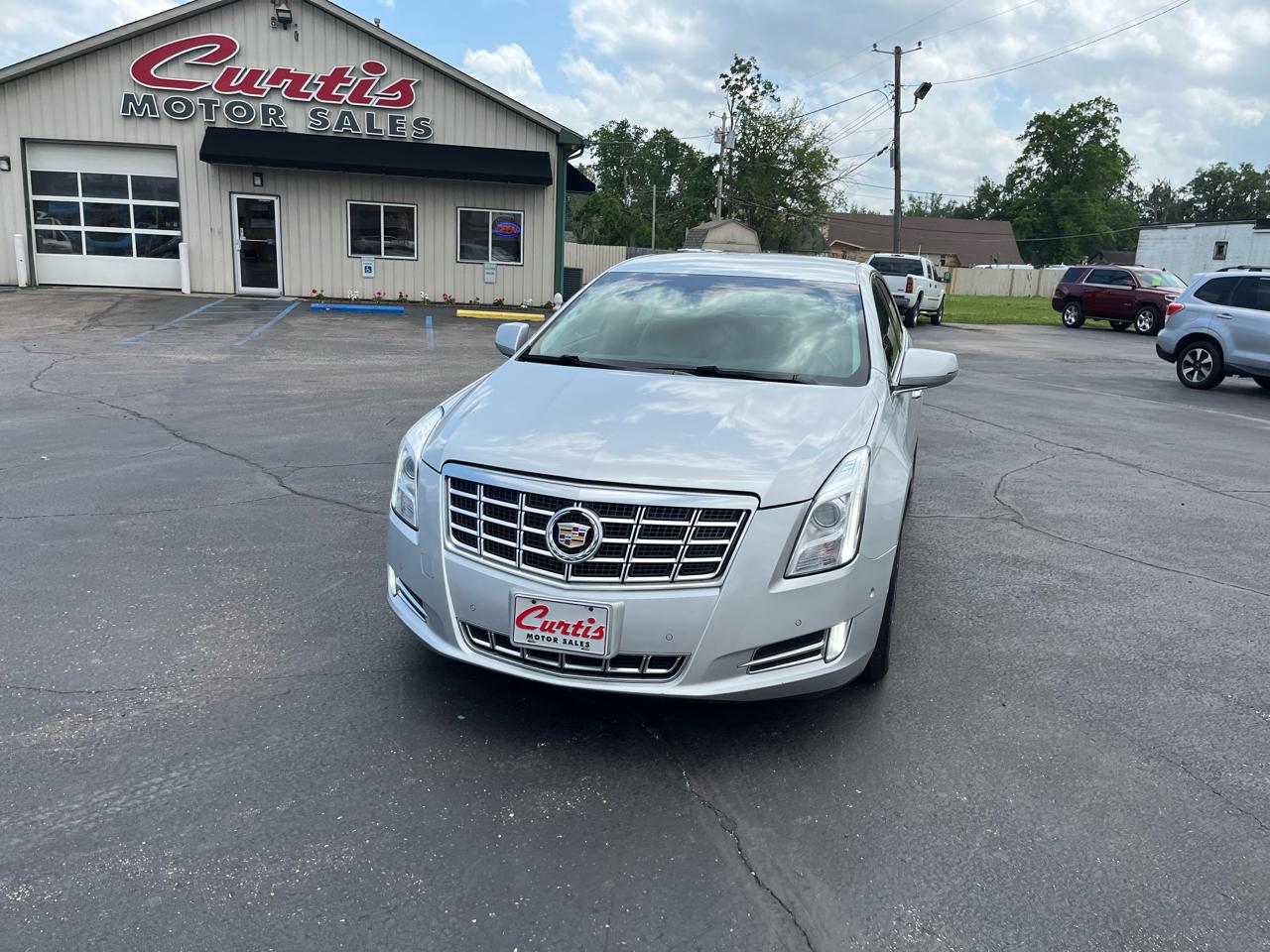 Cadillac XTS Luxury FWD 2015