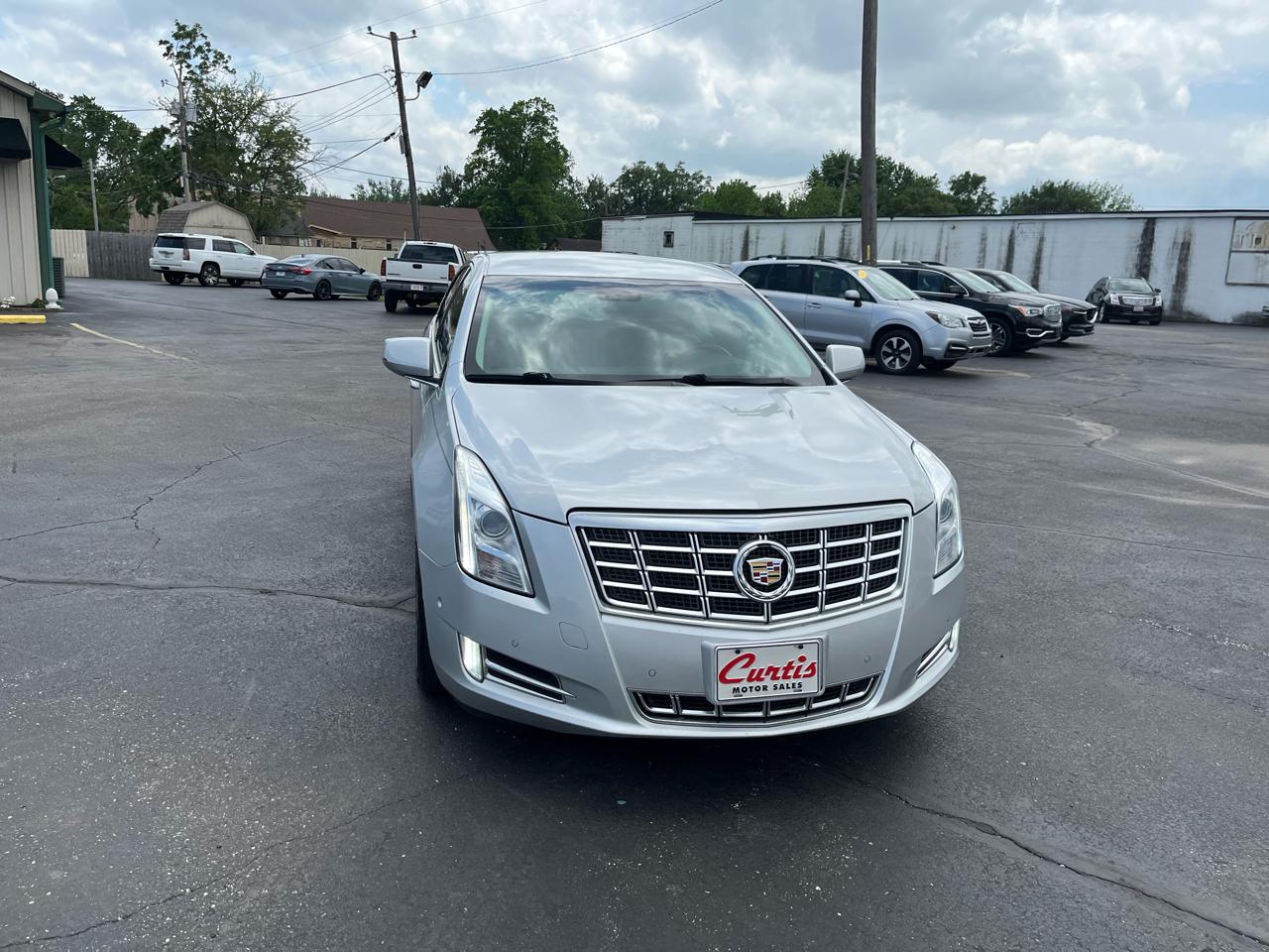 Cadillac XTS Luxury FWD 2015