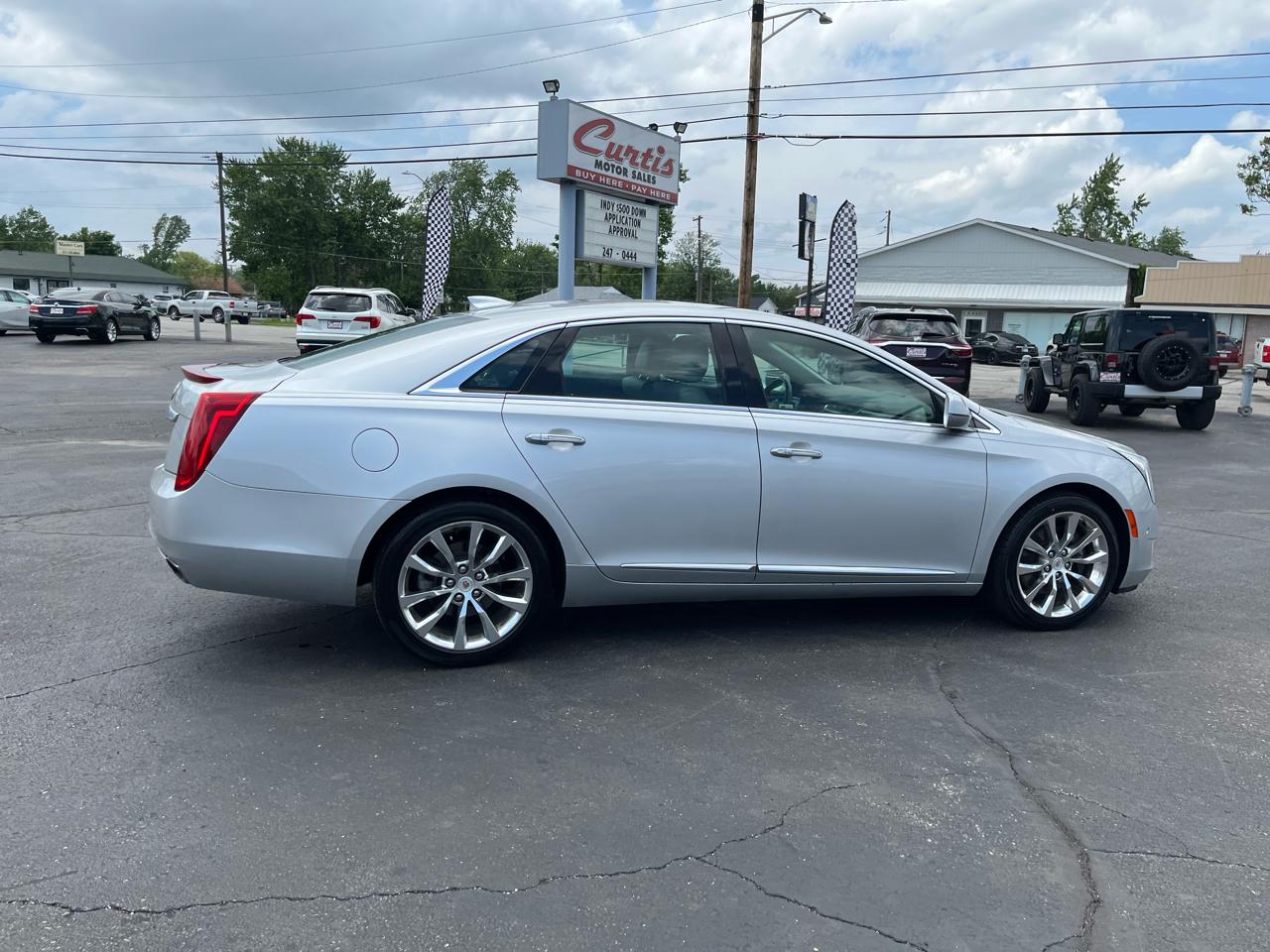 Cadillac XTS Luxury FWD 2015