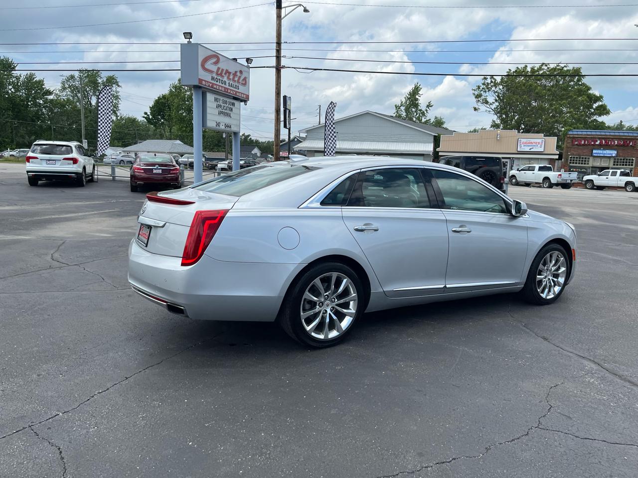 Cadillac XTS Luxury FWD 2015