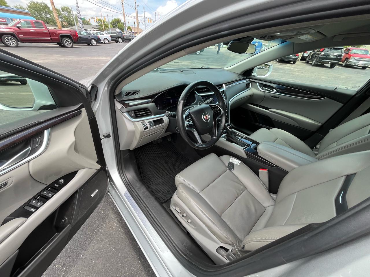 Cadillac XTS Luxury FWD 2015