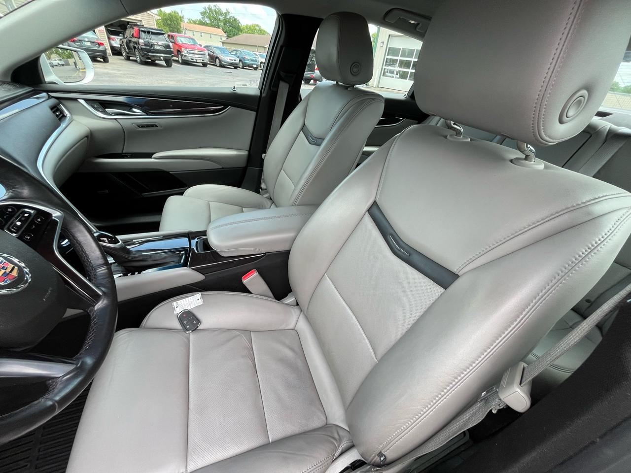 Cadillac XTS Luxury FWD 2015