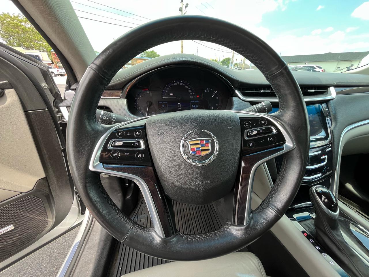Cadillac XTS Luxury FWD 2015