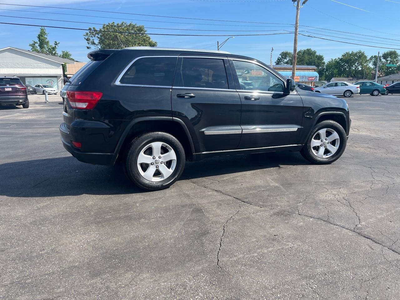 Jeep Grand Cherokee Laredo 4WD 2012