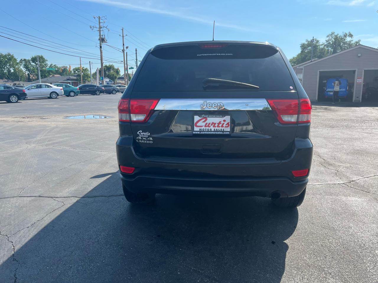 Jeep Grand Cherokee Laredo 4WD 2012