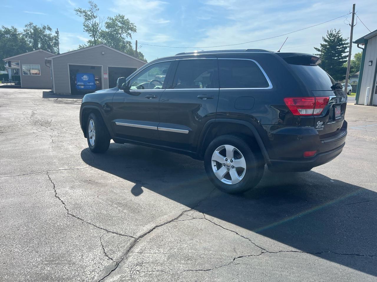 Jeep Grand Cherokee Laredo 4WD 2012