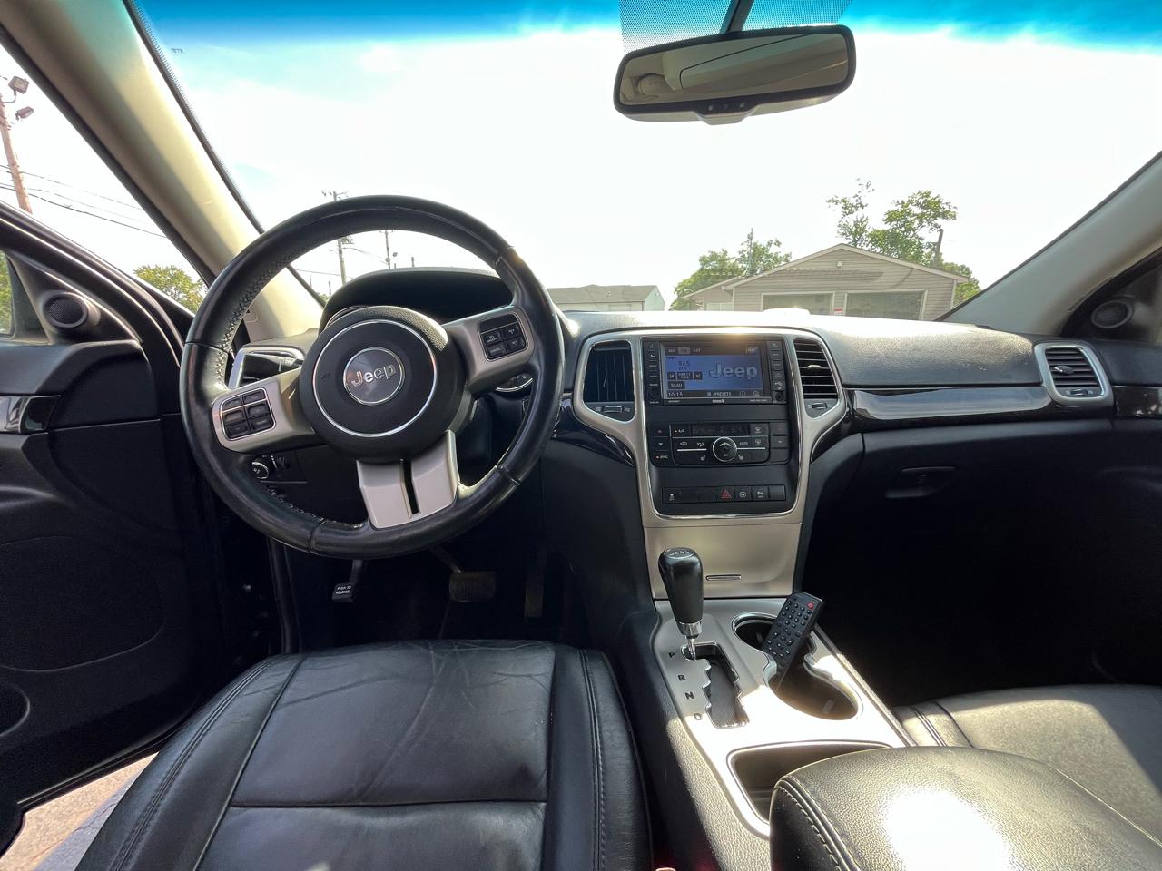Jeep Grand Cherokee Laredo 4WD 2012