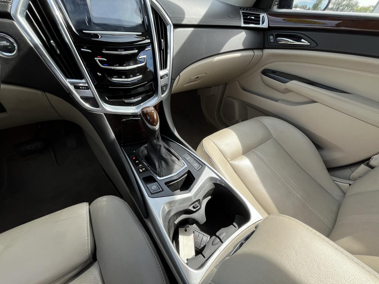 Cadillac SRX Luxury Collection 2013